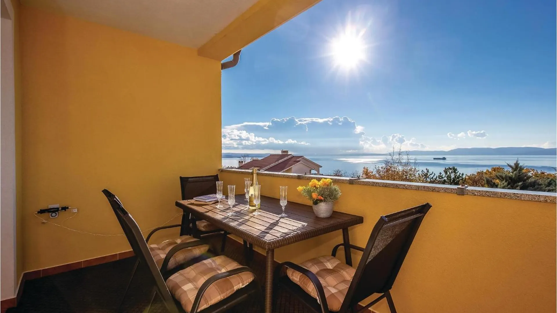 Nice Apartment In Kostrena With House Sea View
