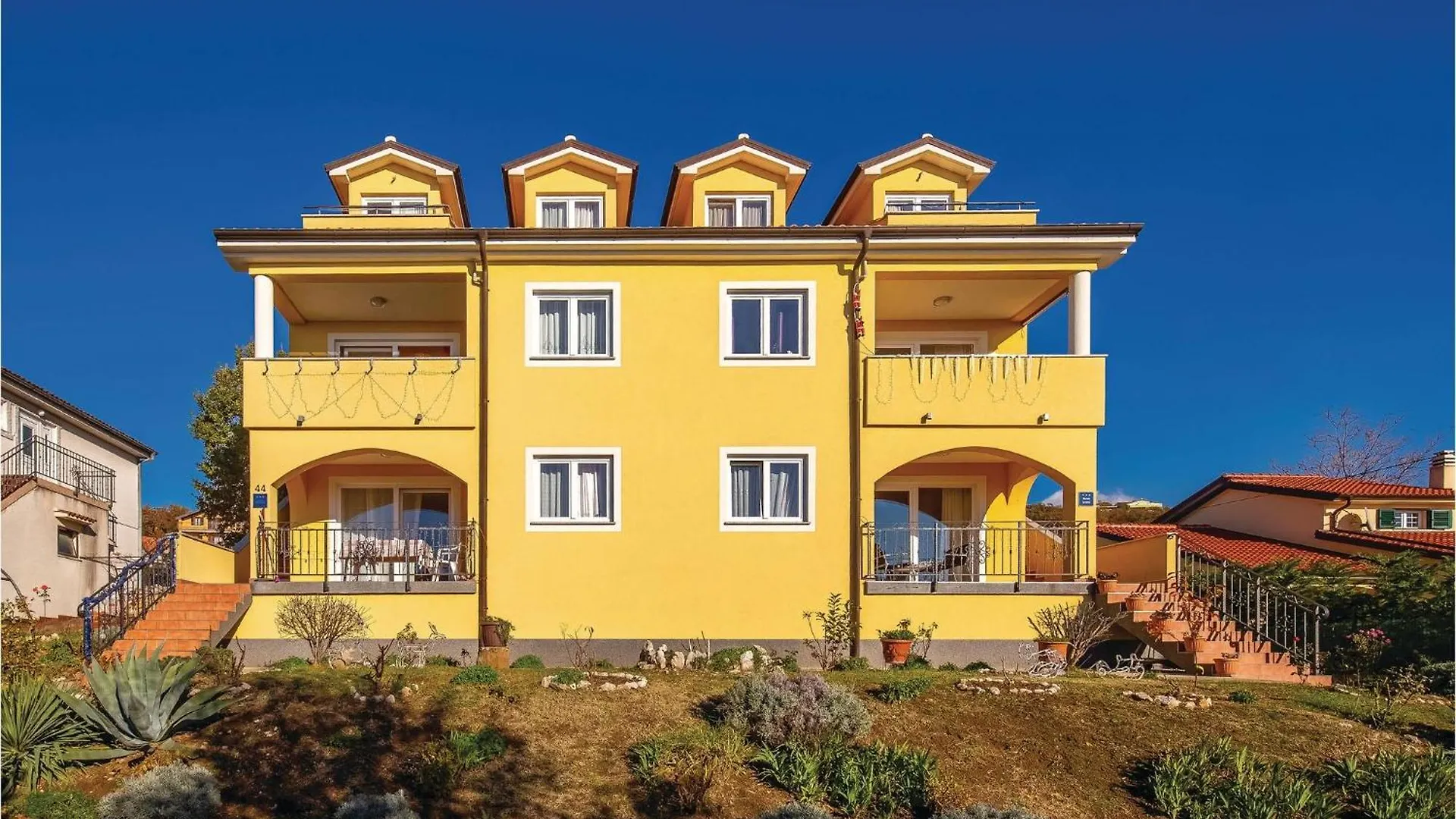 Nice Apartment In Kostrena With House Sea View
