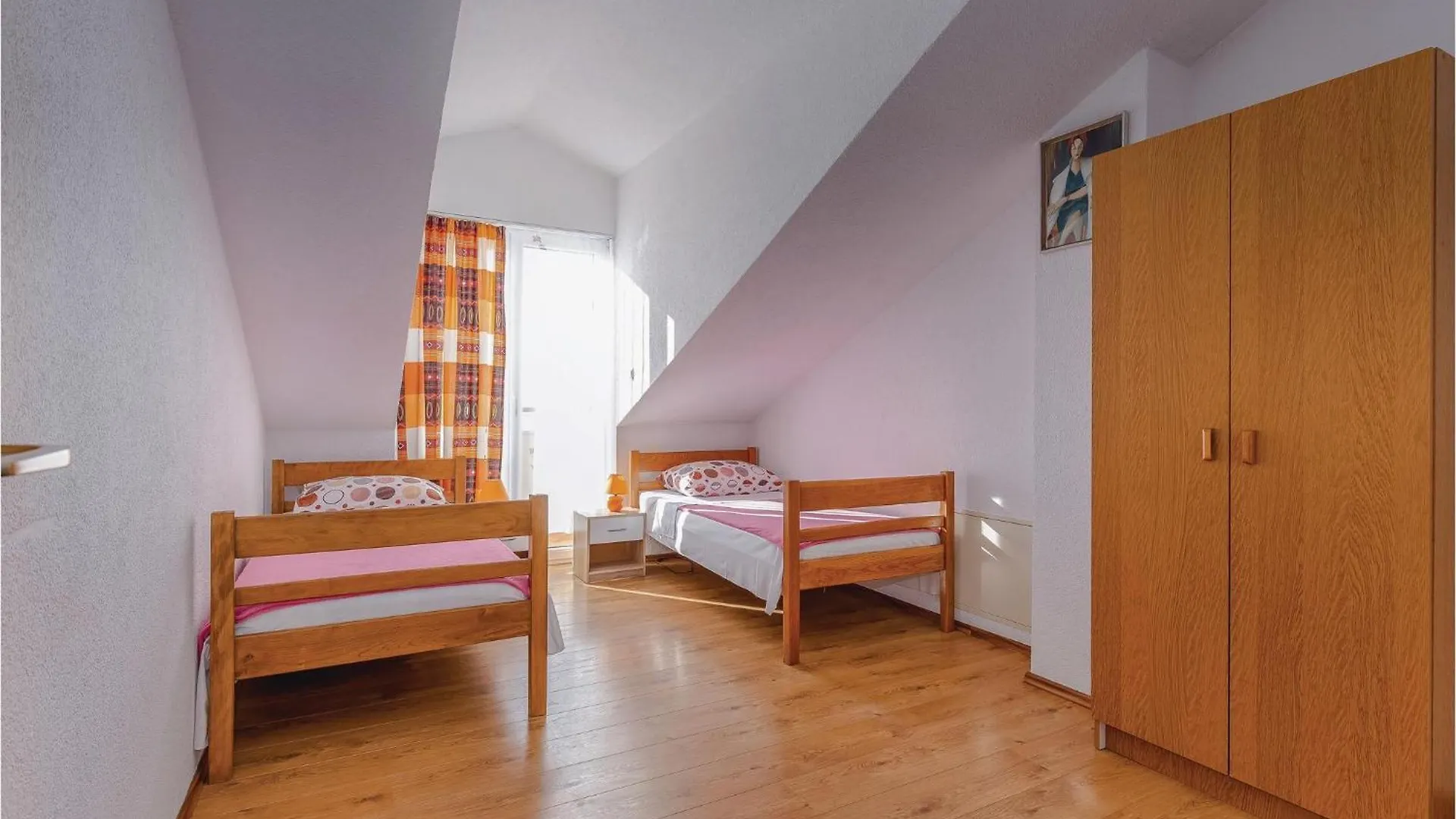 Nice Apartment In Kostrena With House Sea View